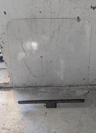 Стекло передних левых дверей ford transit (78-86)