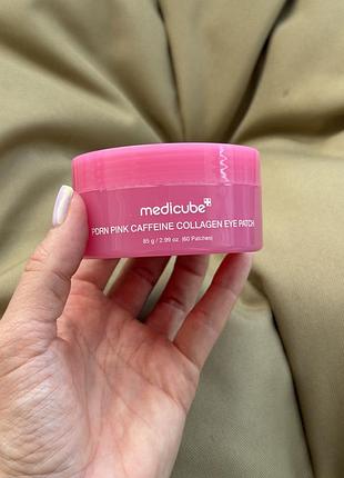 Патчі під очі medicube pdrn pink caffeine collagen eye patch 60 штук