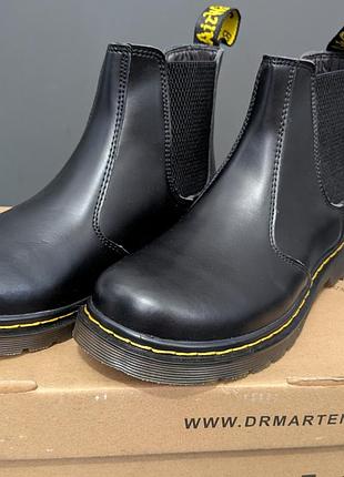 Нові черевики жіночі dr martens