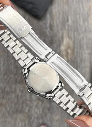 Жіночий годинник casio ltp-v005d-4b2 9