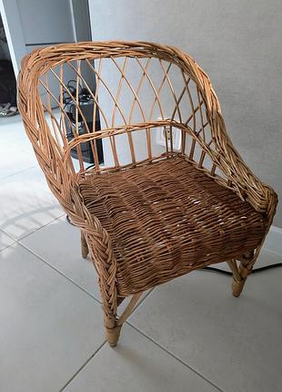Детский стульчик из ротанга
