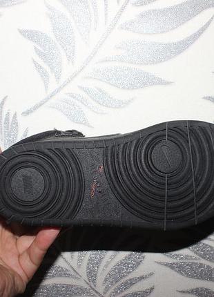 Nike ботінки 21 см устілка 2