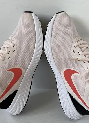 Nike revolution кросівки 8