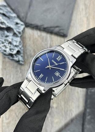 Чоловічий годинник casio mtp-v002d-2b3 original з синім циферблатом та сталевим браслетом 3