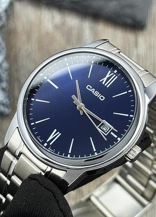Чоловічий годинник casio mtp-v002d-2b3 original з синім циферблатом та сталевим браслетом 4