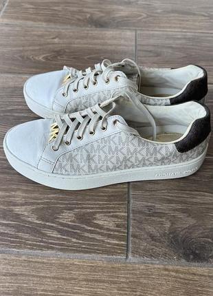 Жіночі білі кеди michael kors 3