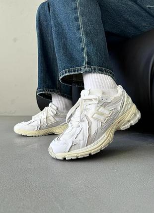 Кроссовки женские new balance 1906d white/beige