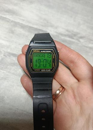 Цифровые электронные часы xinjia xj-720