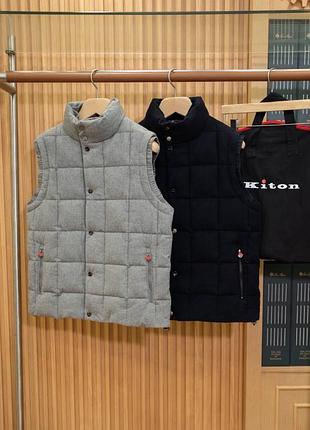Чоловіча пухова жилетка kiton