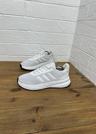 Кросівки adidas original 41
