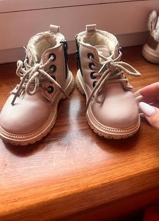 Продам взуття устілка 13 см 5