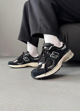 Кроссовки женские new balance 2002r protection pack black/grey