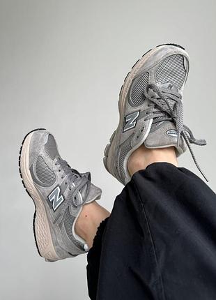 Кроссовки женские new balance 2002r light grey