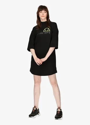Платье спортивное трикотажное ellesse.