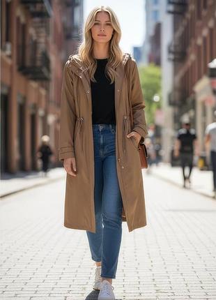 Легкая удлиненная парка guess 3