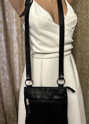 Черная кожаная сумочка debenhams