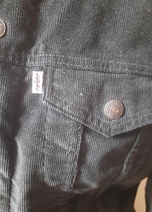 Куртка бренду levi's premium 4