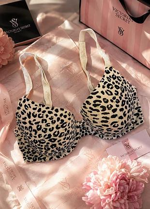 Очень красивый фирменный лиф бюстгалтер victoria’s secret