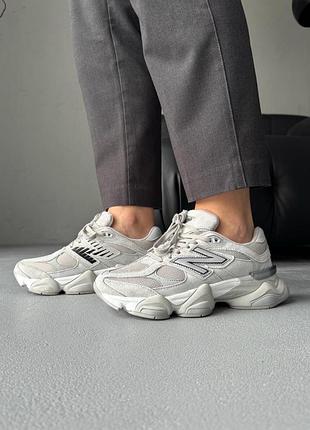 Кросівки жіночі new balance 9060 light silver