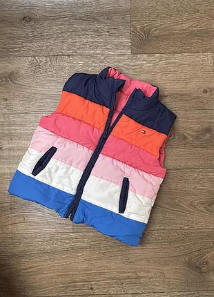 Дитячий жилет жилетка на дівчинку tommy hilfiger 4t на 3-4р. 104см.