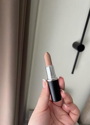 Mac cosmetics macximal silky matte lipstick матуюча помада acting natural