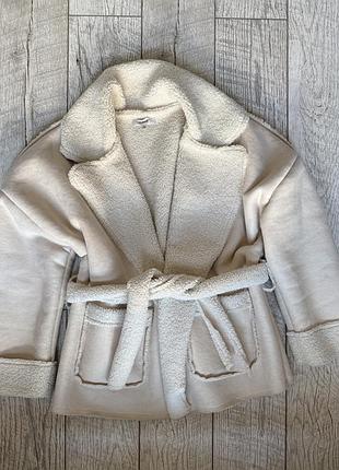 Оригінальне пальто бренду clothe