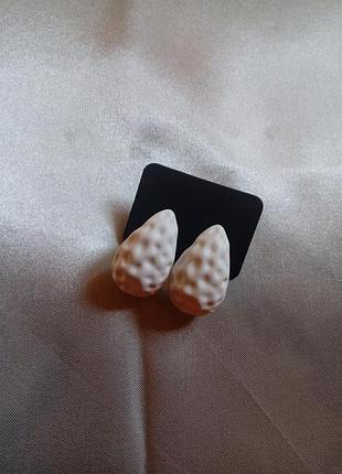 Серьги капля