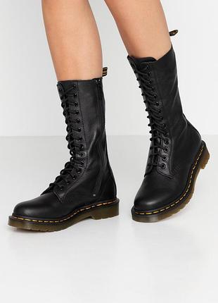 Женские кожаные ботинки dr.martens 2