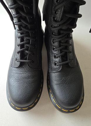 Женские кожаные ботинки dr.martens 7