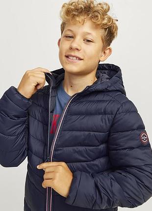 Демісезонна куртка для хлопчика jack&jones