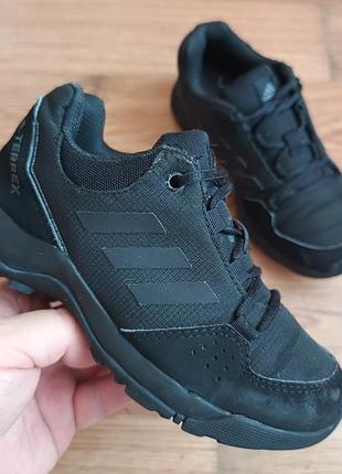 Оригінальні adidas terrex р31 довжина учтілки по факту 20.5см