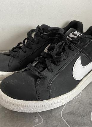 Кросівки жіночі nike wmns court royale black 749867-010