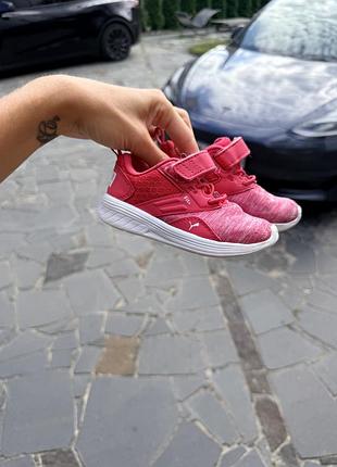 Кросівки puma на дівчинку