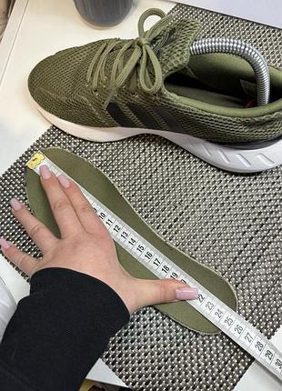Оригінальні кросівки adidas 2