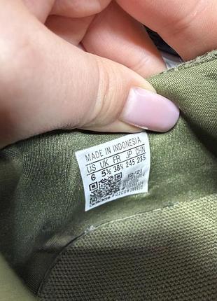 Оригінальні кросівки adidas 3