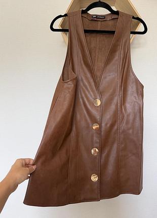 Жилетка шкіряна zara s/m подовжена