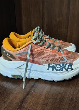 Hoka mafate x 44p.
