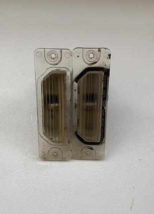 Плафон підсвітки номера задній nissan almera n15 26510-3j100