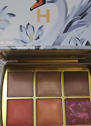Hourglass ambient lighting edit unlocked deer — палітра для обличчя з пудрою, бронзером, хайлайтером і рум'янами, 8,4г