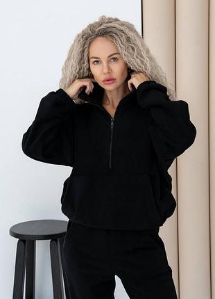 Костюм спортивный