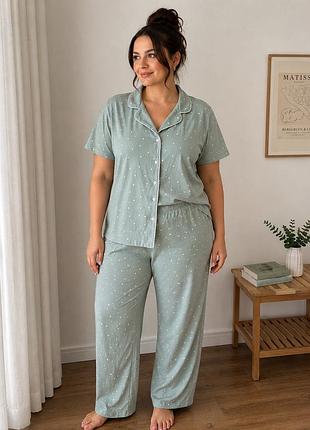 Мила жіноча піжама f&f nightwear з сердечками 40–42