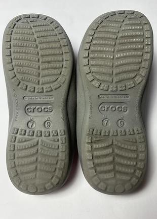 Фірмові шлепанци crocs 3