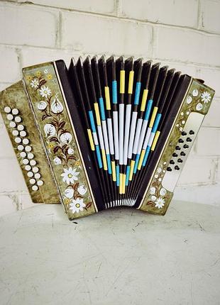 Продам гармонь маричка 9
