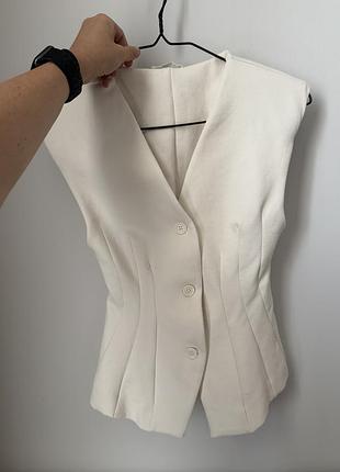Жилет zara 5