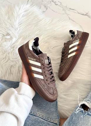 Кросівки жіночі adidas handball spezial brown