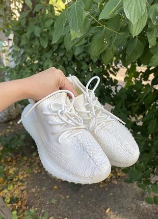 Кросівки yeezy boost 350 v2