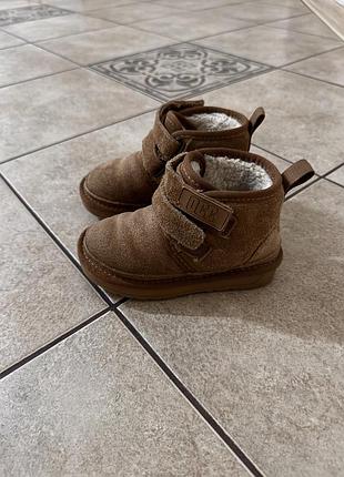 Уггі дитячі шкіра 2