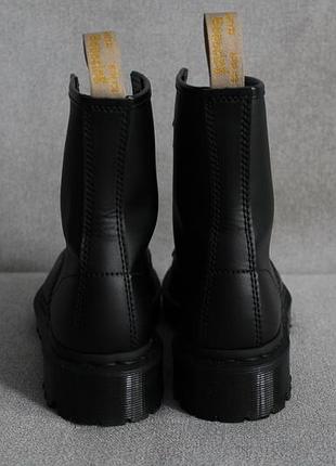Оригінальні,високі черевики dr.martens vegan leather 4