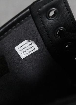 Оригінальні,високі черевики dr.martens vegan leather 9