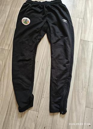 Спортивные штаны umbro р м теплые